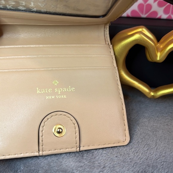 KATE SPADE Black Serenade Valencia Road Bow Small Ostrich Embossed Wallet/
EUC - Picture 9 of 9